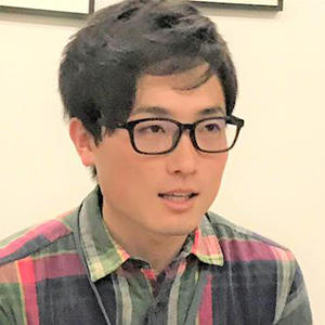 井出飛悠人 社長